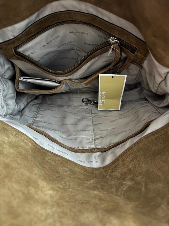 Michael Kors Patchwork Suede Shoulder Bag in Brown and Tan NEW WITH TAGS . - Picture 8 of 8